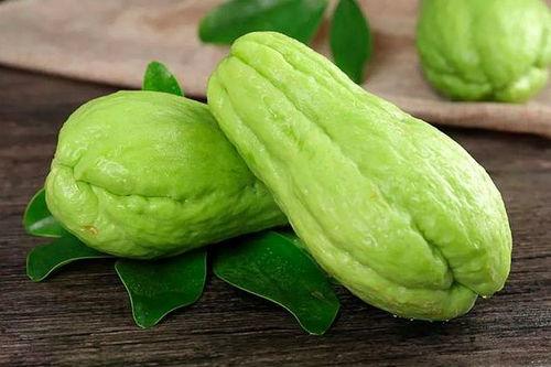 网红吃佛手瓜是真的吗视频,真相揭秘，是炒作还是美味？